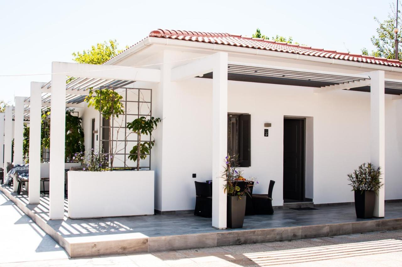 Sunny Garden Hotel Tsiliví Eksteriør bilde